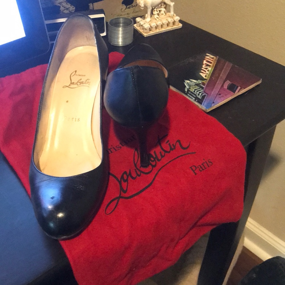 Christian Louboutin Simple Leather Red Sole Pump